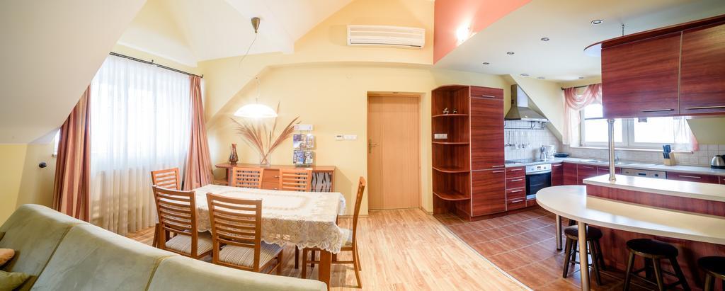 Park Apartment Cracovia Exterior foto